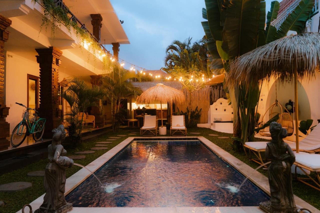 Shortcut Breeze Guest House Canggu Buitenkant foto