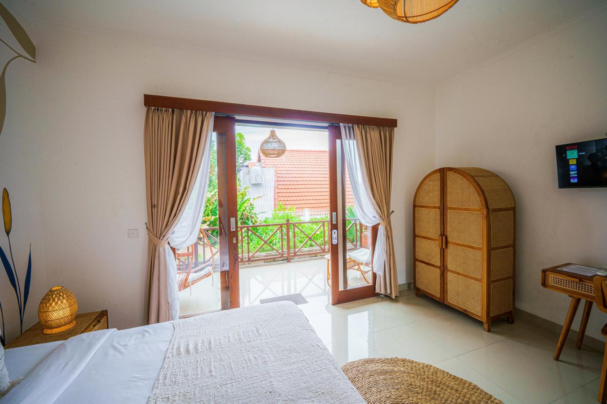 Shortcut Breeze Guest House Canggu Buitenkant foto