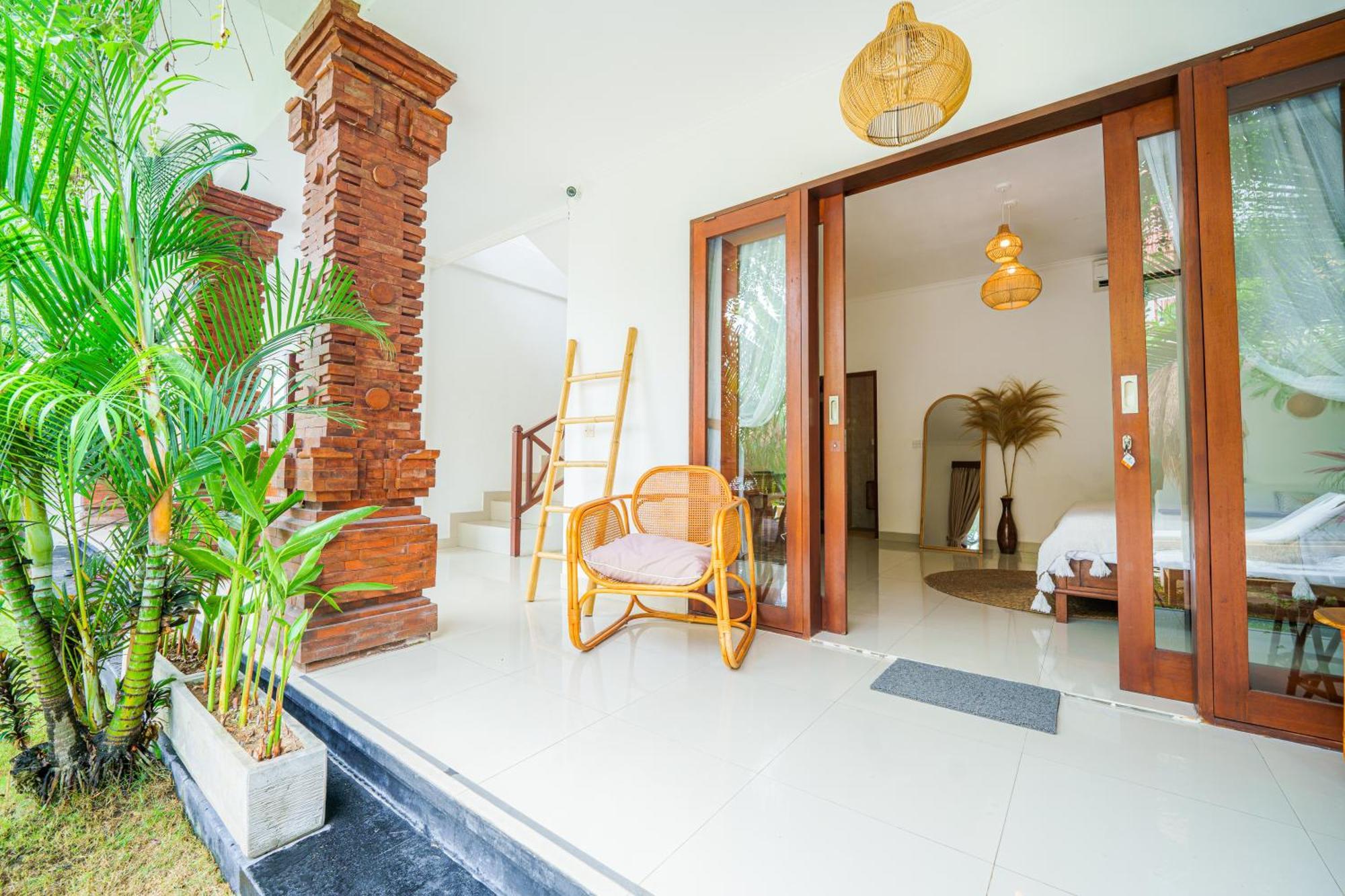 Shortcut Breeze Guest House Canggu Buitenkant foto