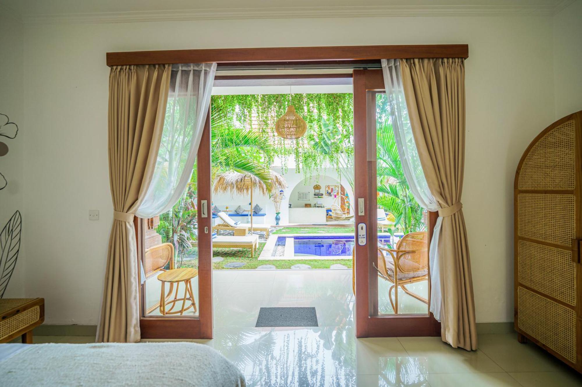 Shortcut Breeze Guest House Canggu Buitenkant foto